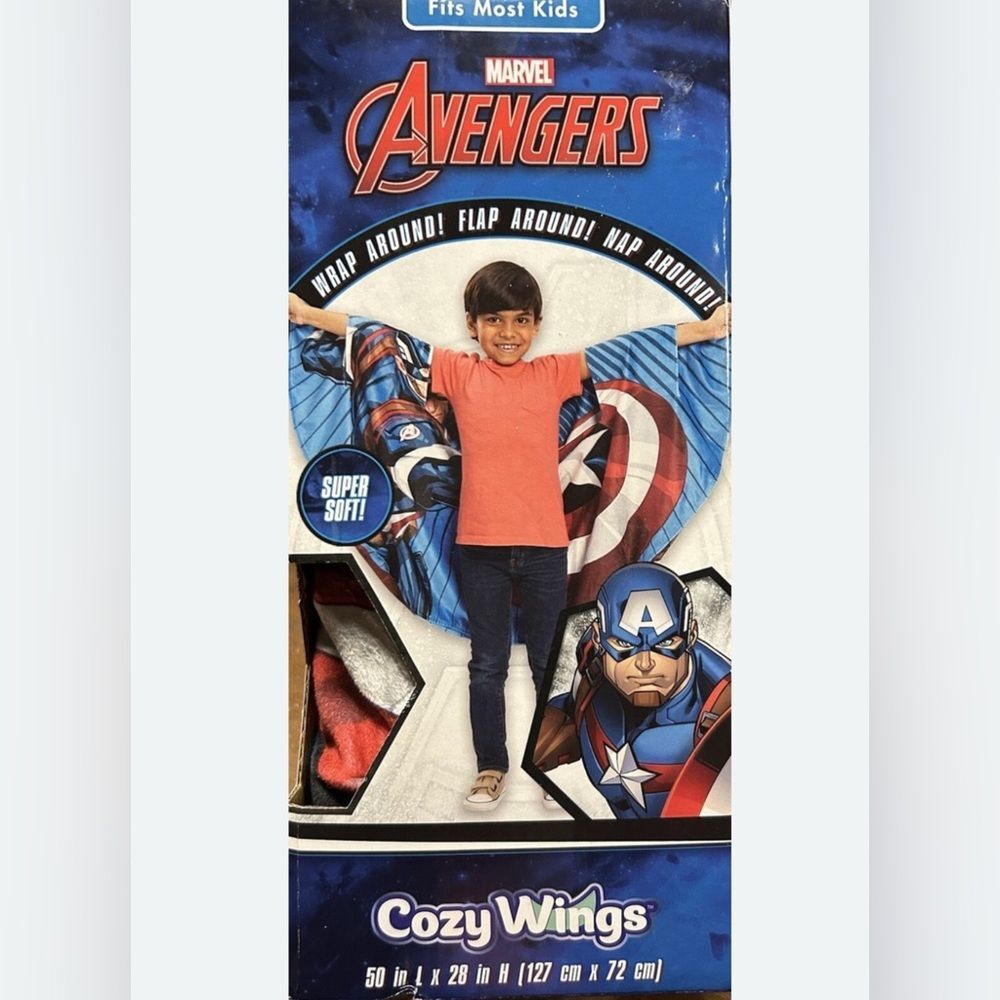 Marvel Comics Avengers Captain America Cape Blanket 50" x 28" - Cozy Wings